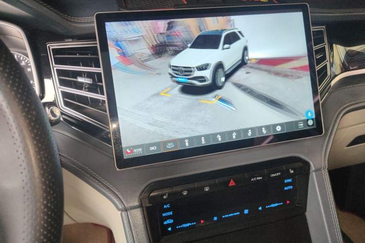 Used Zotye Domy X7 2018 2.0T Automatic Supreme Edition Audio And AC Panel