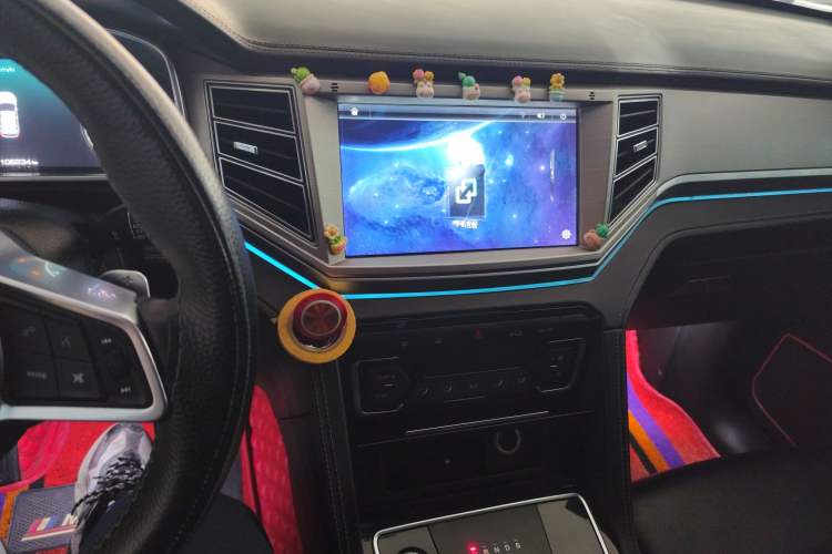 Used Zotye Domy X7 2018 2.0T Automatic Prestige Edition Audio And AC Panel