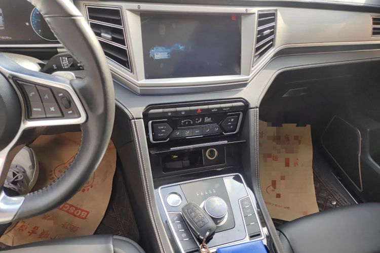 Used Zotye Domy X7 2018 2.0T Automatic Prestige Edition Audio And AC Panel