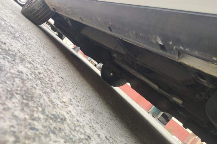 Used Zotye Domy X7 2018 2.0T Automatic Supreme Edition Chassis Rear Left