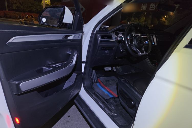 Used Zotye Domy X7 2018 2.0T Automatic Luxury Version Driver Seat