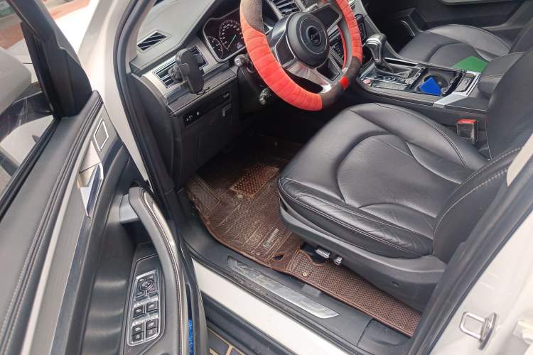 Used Zotye Domy X7 2018 Upward Edition 1.8T DCT Glory Version Driver Seat