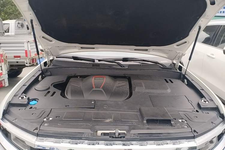 Used Zotye Domy X7 2018 2.0T Automatic Prestige Edition Engine Bay