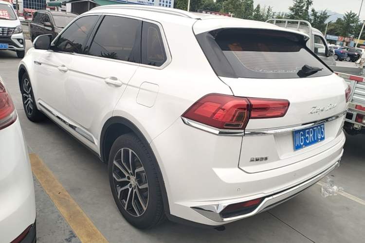 Used Zotye Domy X7 2018 2.0T Automatic Prestige Edition Exterior 2