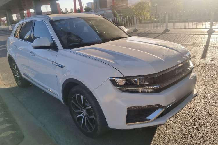 Used Zotye Domy X7 2018 2.0T Automatic Luxury Version Front Right 45 Deg