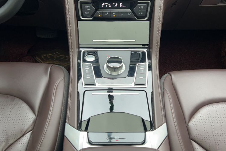 Used Zotye Domy X7 2018 2.0T Automatic Prestige Edition Gear Lever
