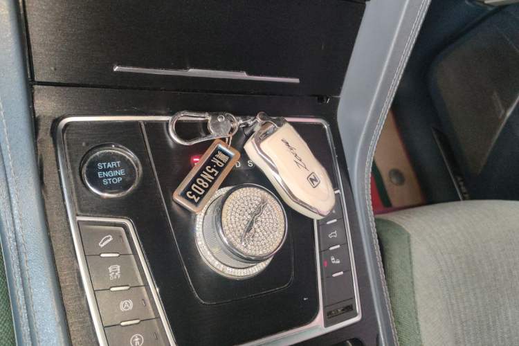 Used Zotye Domy X7 2018 2.0T Automatic Supreme Edition Gear Lever