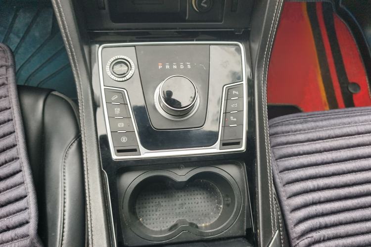 Used Zotye Domy X7 2018 2.0T Automatic Supreme Edition Gear Lever