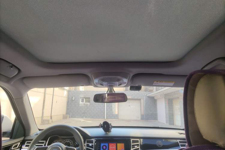 Used Zotye Domy X7 2018 2.0T Automatic Luxury Version Headliner