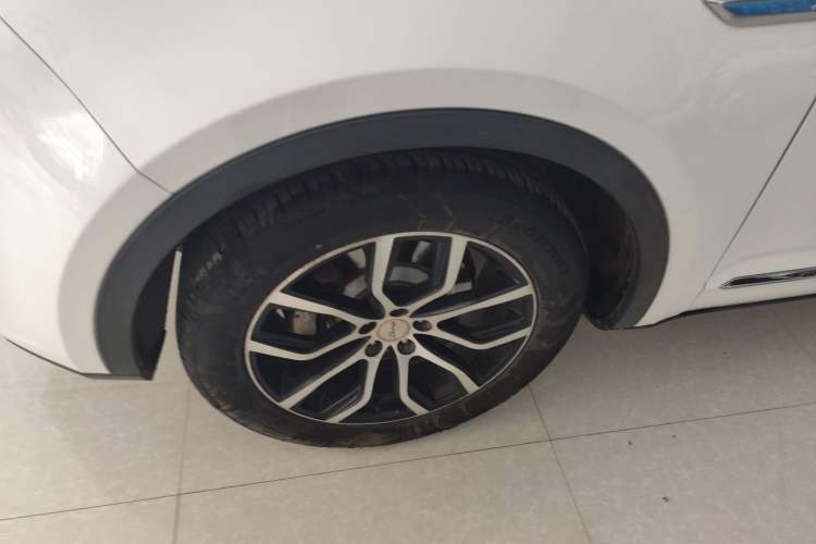 Used Zotye Domy X7 2018 2.0T Automatic Prestige Edition Left Front Wheel Hub