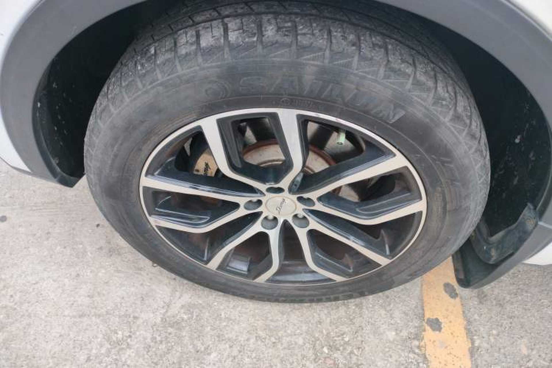 Used Zotye Domy X7 2018 2.0T Automatic Prestige Edition Left Front Wheel Hub