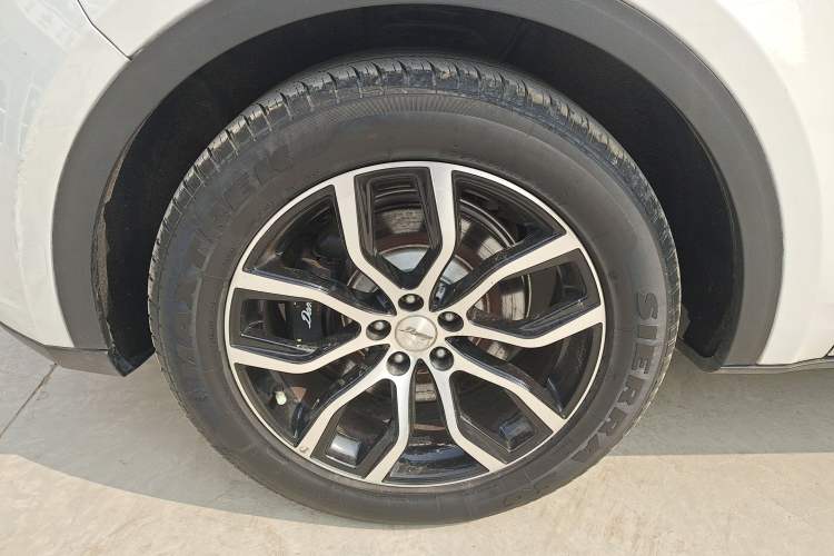 Used Zotye Domy X7 2018 2.0T Automatic Prestige Edition Left Front Wheel Hub