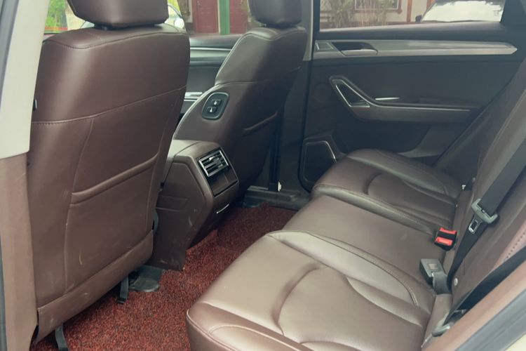 Used Zotye Domy X7 2018 2.0T Automatic Prestige Edition Left Rear Seat