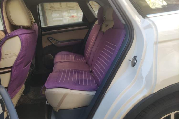 Used Zotye Domy X7 2018 2.0T Automatic Luxury Version Left Rear Seat