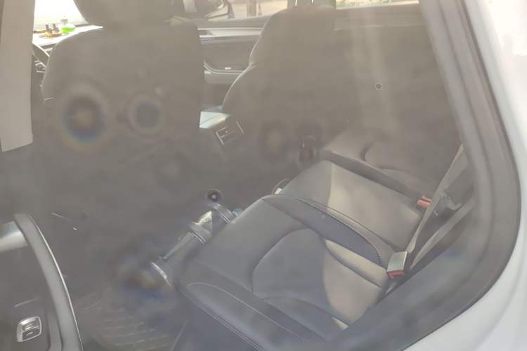 Used Zotye Domy X7 2018 2.0T Automatic Prestige Edition Left Rear Seat