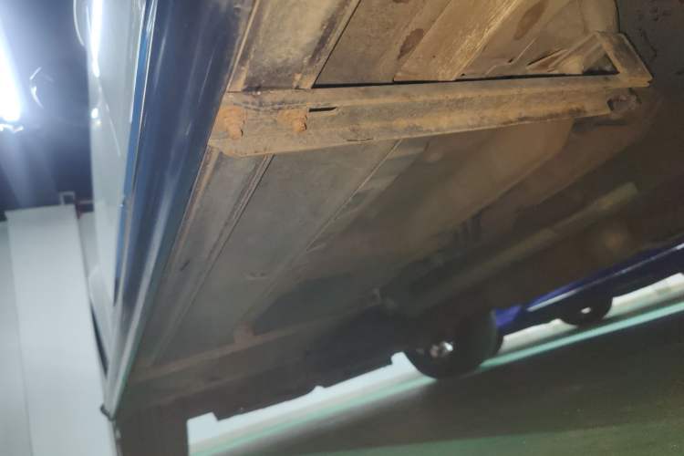 Used Zotye Domy X7 2018 2.0T Automatic Prestige Edition Left Side Sill