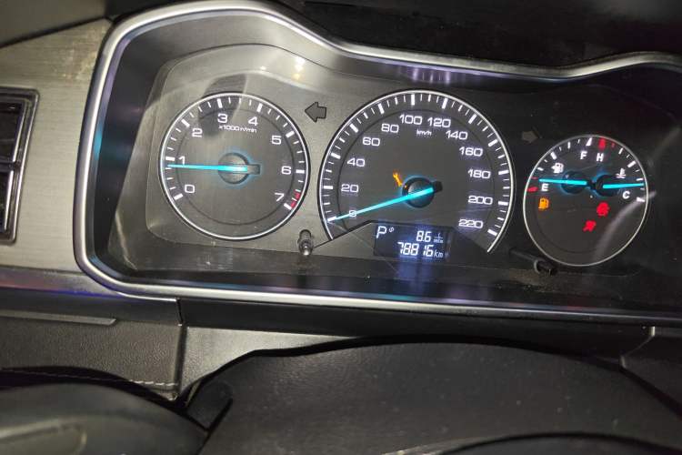 Used Zotye Domy X7 2018 2.0T Automatic Luxury Version Odometer Close Up