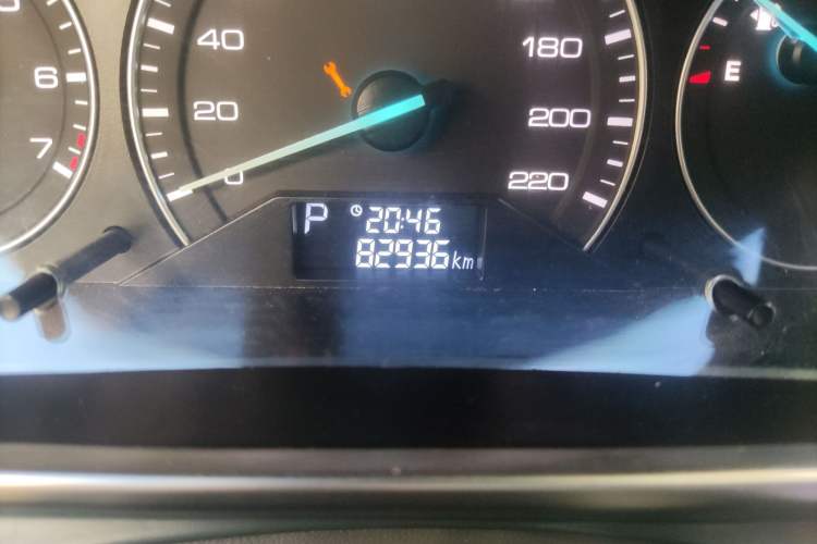 Used Zotye Domy X7 2018 2.0T Automatic Luxury Version Odometer Close Up