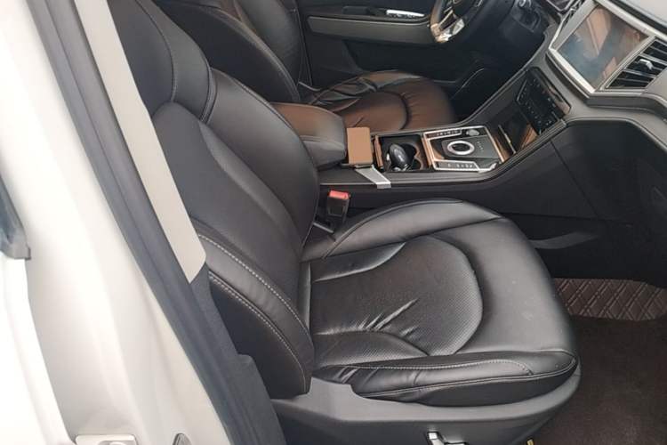 Used Zotye Domy X7 2018 2.0T Automatic Prestige Edition Right Front Seat