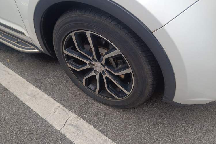 Used Zotye Domy X7 2018 Upward Edition 1.8T DCT Glory Version Right Front Wheel Hub