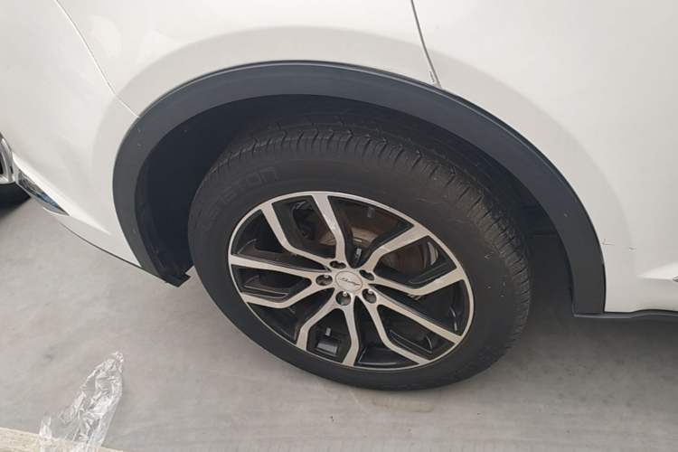 Used Zotye Domy X7 2018 2.0T Automatic Prestige Edition Right Rear Wheel Hub