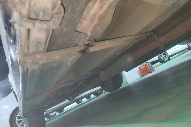 Used Zotye Domy X7 2018 2.0T Automatic Prestige Edition Right Side Sill