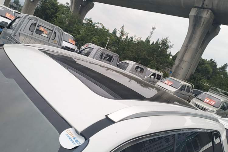 Used Zotye Domy X7 2018 2.0T Automatic Prestige Edition Roof