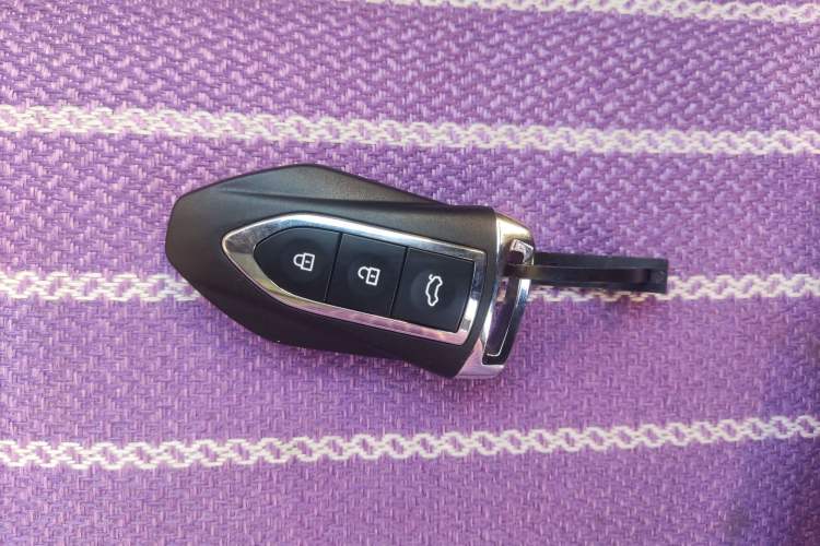 Used Zotye Domy X7 2018 2.0T Automatic Luxury Version Vehicle Key