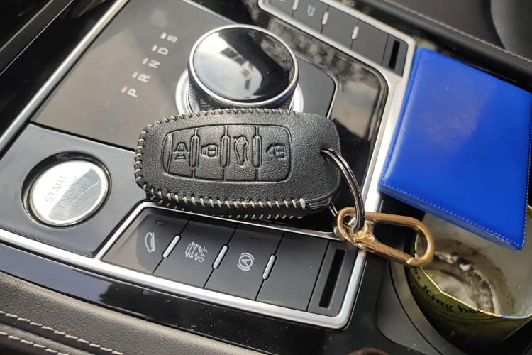 Used Zotye Domy X7 2018 2.0T Automatic Prestige Edition Vehicle Key