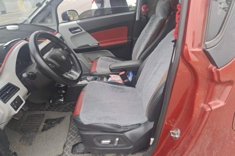 Used Zotye E200 2016 Three-Door Two-Seater Tech Edition Left Front Seat
