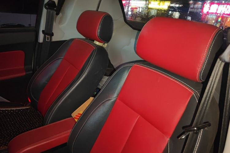 Used Zotye E200 2016 Three-Door Two-Seater Tech Edition Left Rear Seat