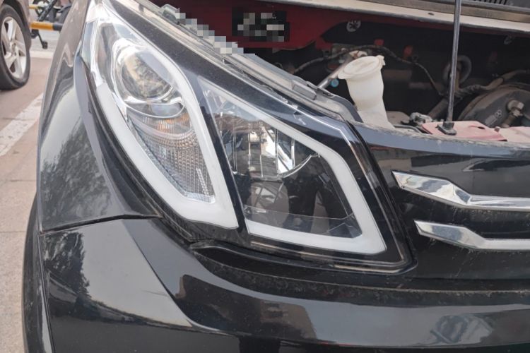 Used Zotye E200 2016 Three-Door Two-Seater Tech Edition Right Front Headlight