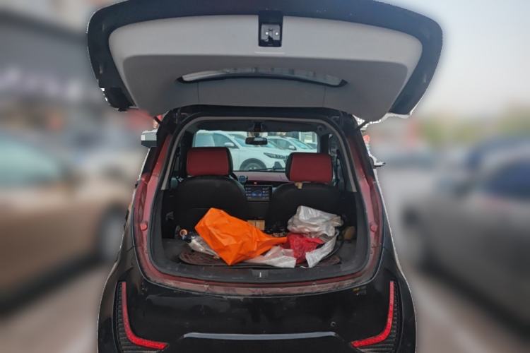 Used Zotye E200 2016 Three-Door Two-Seater Tech Edition Trunk