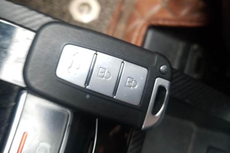 Used Zotye E200 2016 Three-Door Two-Seater Tech Edition Vehicle Key