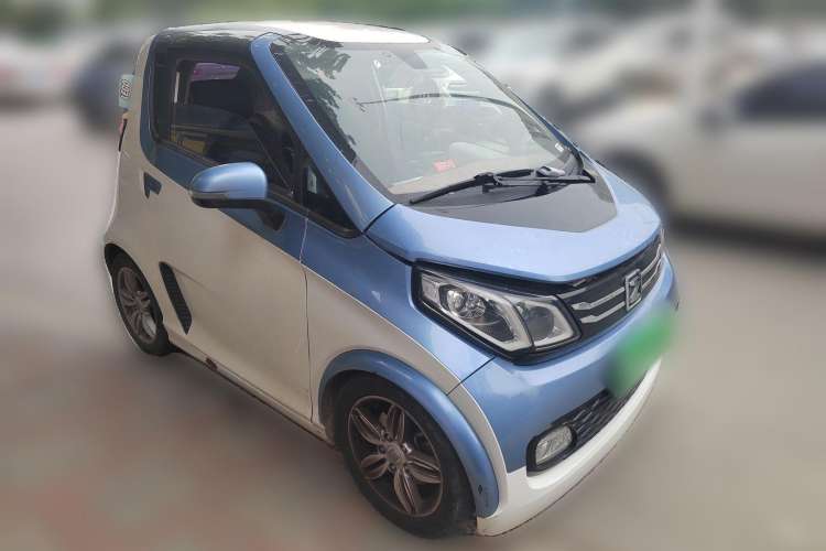 Used Zotye E200 2016 Three-Door Two-Seater Tech Edition Front Right 45 Deg