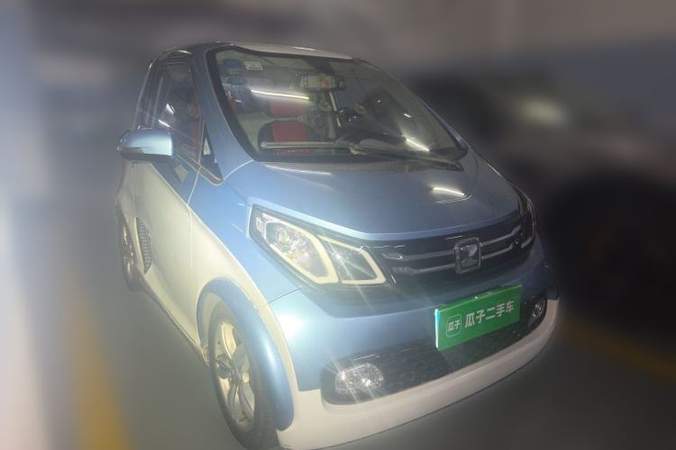 Used Zotye E200 2016 Three-Door Two-Seater Tech Edition Front Right 45 Deg