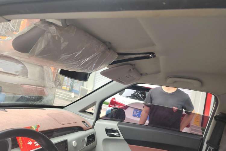 Used Zotye E200 2016 Three-Door Two-Seater Tech Edition Headliner