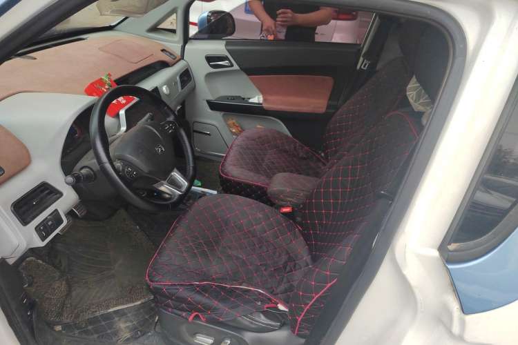 Used Zotye E200 2016 Three-Door Two-Seater Tech Edition Left Front Seat