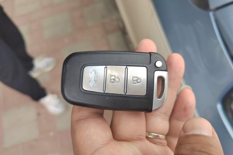 Used Zotye E200 2016 Three-Door Two-Seater Tech Edition Vehicle Key