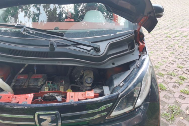 Used Zotye E200 2016 Three-Door Two-Seater Tech Edition Engine Bay Left
