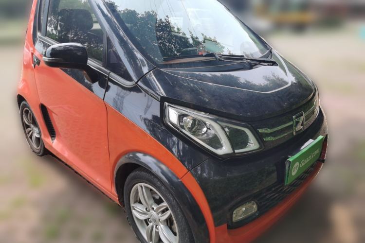 Used Zotye E200 2016 Three-Door Two-Seater Tech Edition Front Right 45 Deg