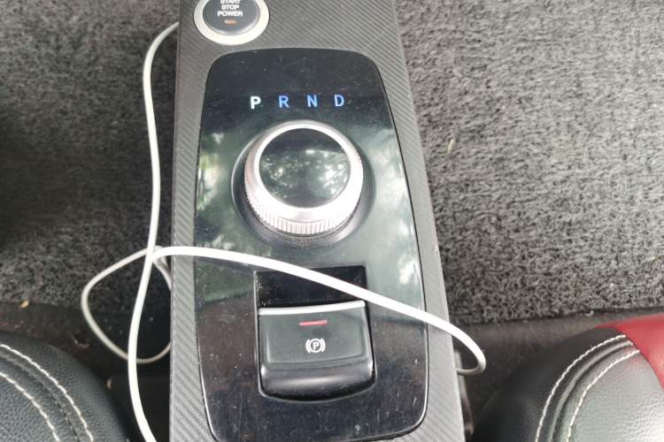 Used Zotye E200 2016 Three-Door Two-Seater Tech Edition Gear Lever