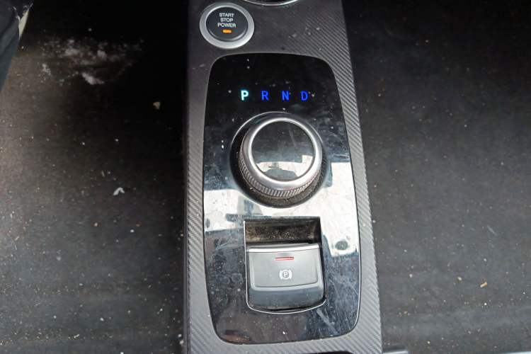 Used Zotye E200 2016 Three-Door Two-Seater Tech Edition Gear Lever