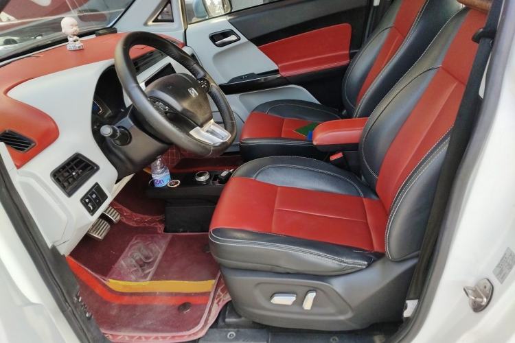 Used Zotye E200 2016 Three-Door Two-Seater Tech Edition Left Front Seat