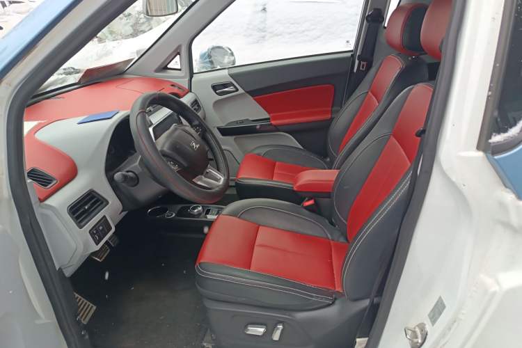 Used Zotye E200 2016 Three-Door Two-Seater Tech Edition Left Rear Seat