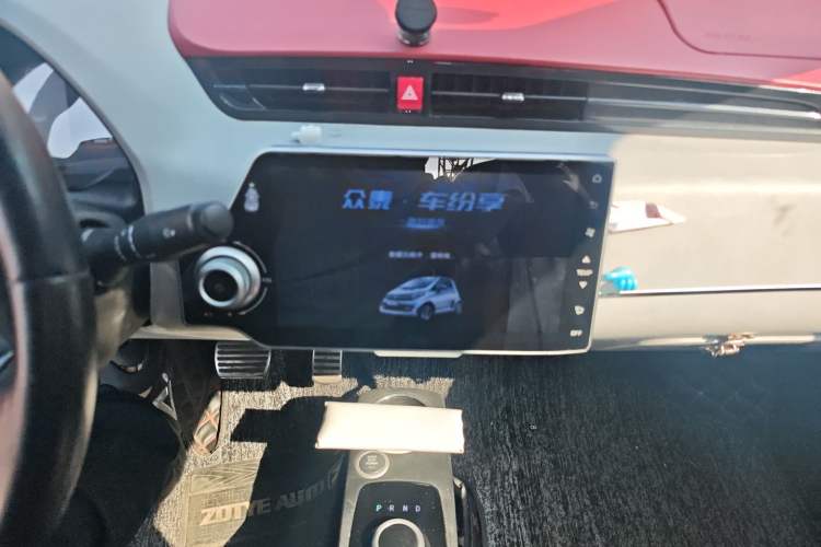 Used Zotye E200 2016 Three-Door Two-Seater Tech Edition Audio And AC Panel