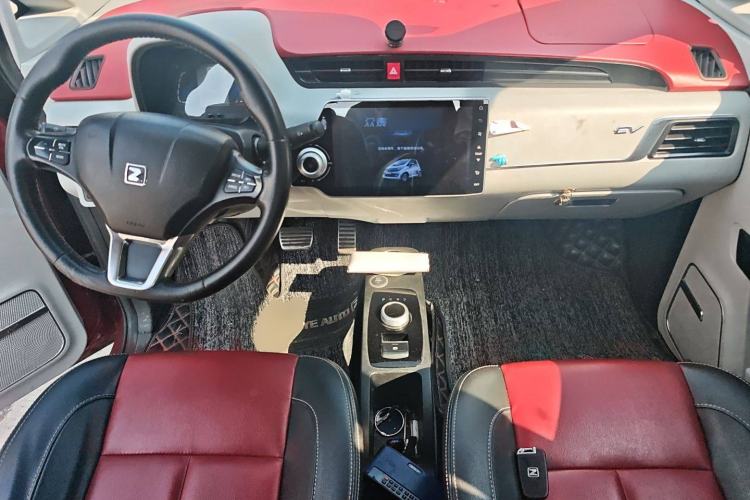 Used Zotye E200 2016 Three-Door Two-Seater Tech Edition Center Console