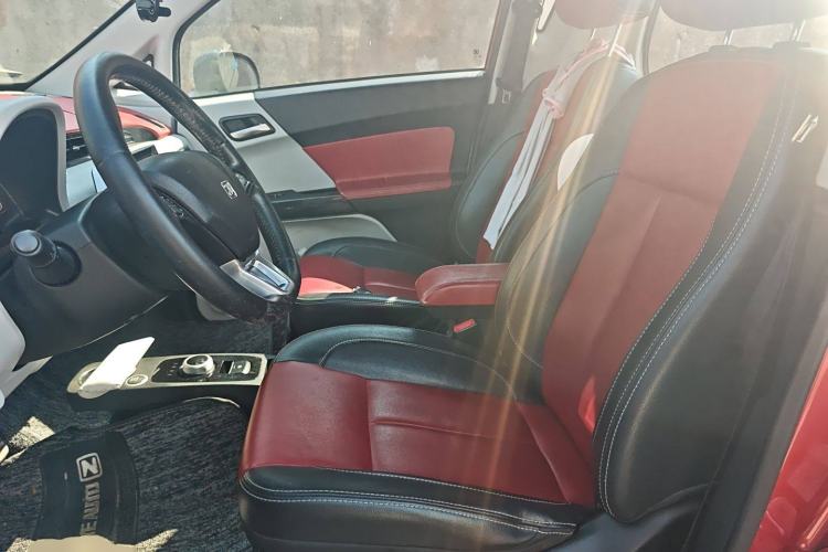 Used Zotye E200 2016 Three-Door Two-Seater Tech Edition Left Front Seat