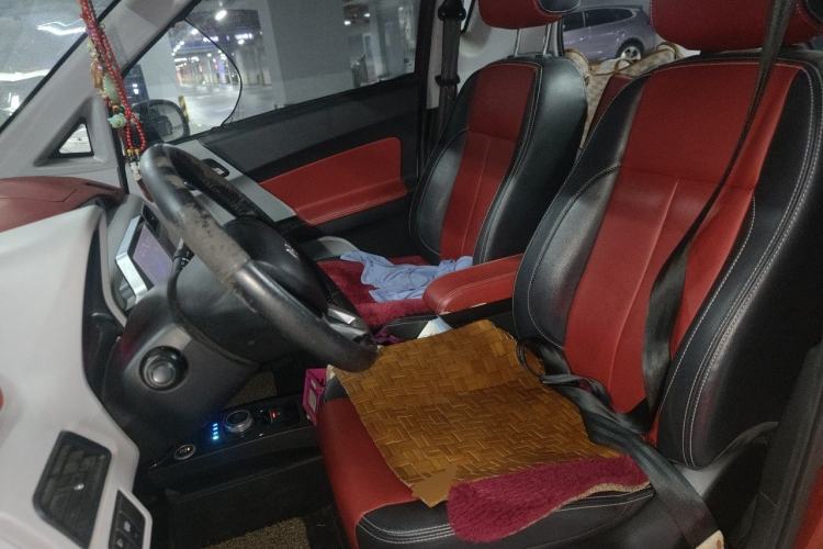 Used Zotye E200 2016 Three-Door Two-Seater Tech Edition Left Front Seat
