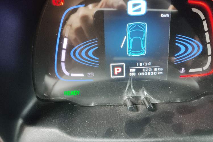 Used Zotye E200 2016 Three-Door Two-Seater Tech Edition Odometer Close Up